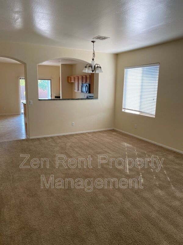 4569 E Sundance Ave Gilbert, AZ 85297 photo 3