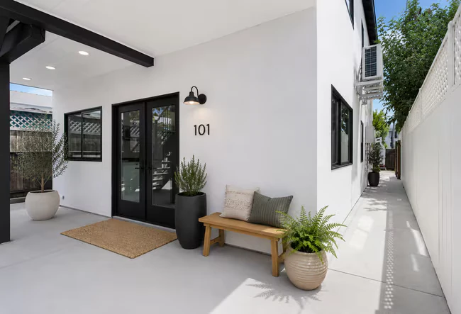3735 35th St San Diego, CA 92104 photo 2