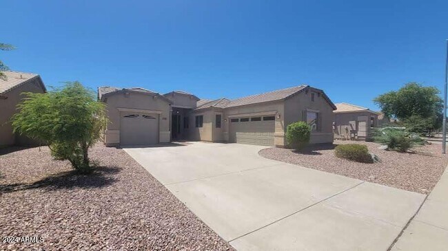 17605 W Crocus Dr Surprise, AZ 85388 photo 3