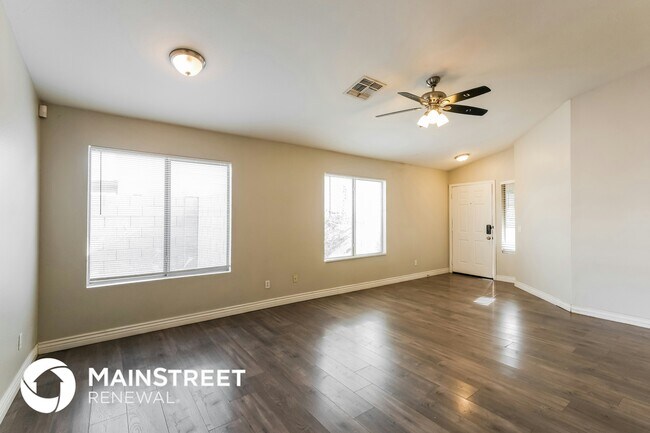 3910 N 105th Ln Avondale, AZ 85392 photo 5