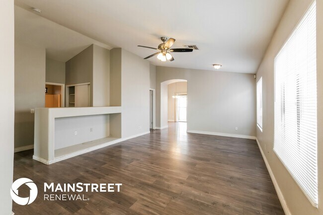 3910 N 105th Ln Avondale, AZ 85392 photo 4