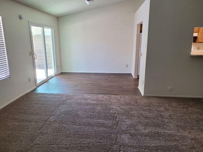 4531 E Ashurst Dr Phoenix, AZ 85048 photo 3