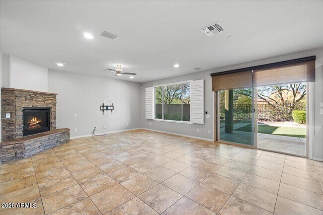 3734 E Matthew Dr Phoenix, AZ 85050 photo 5