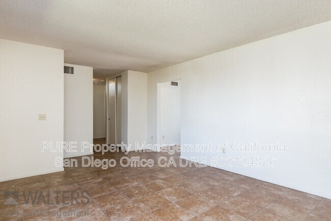 9017 Bogata Cir San Diego, CA 92126 photo 4