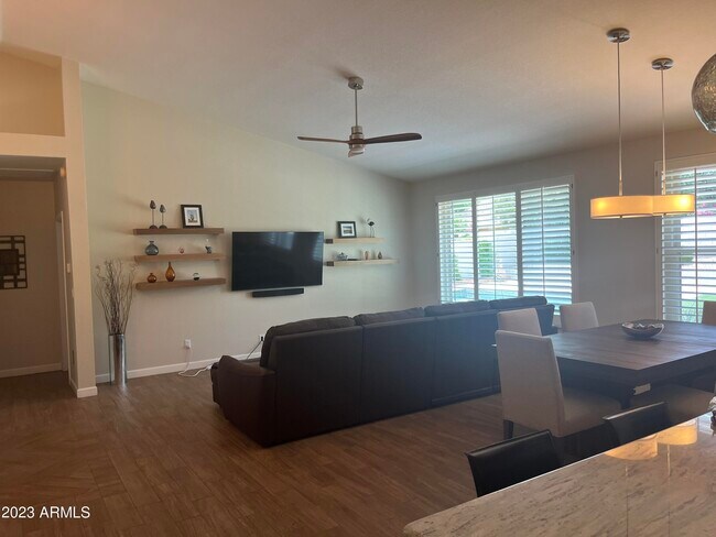 5508 E Kelton Ln Scottsdale, AZ 85254 photo 5
