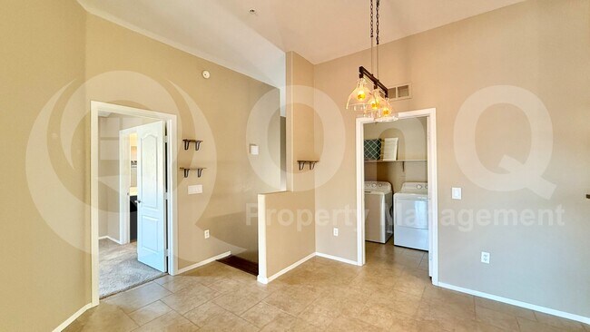1350 S Greenfield Rd Mesa, AZ 85206 photo 5