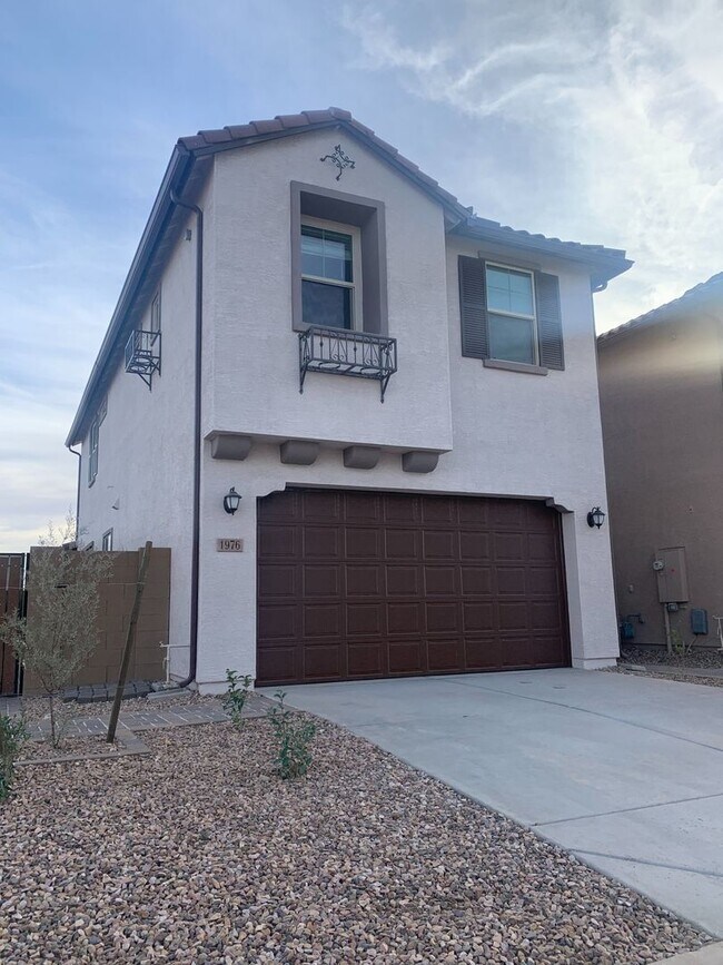 1976 S Jesse Pl Chandler, AZ 85286 photo 2