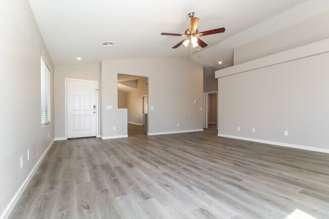 5807 S 248th Ln Buckeye, AZ 85326 photo 5