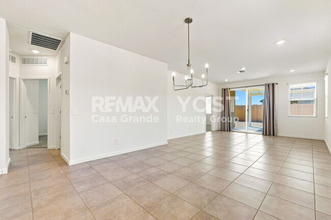 Modern Comfort With Room To Relax photo 5