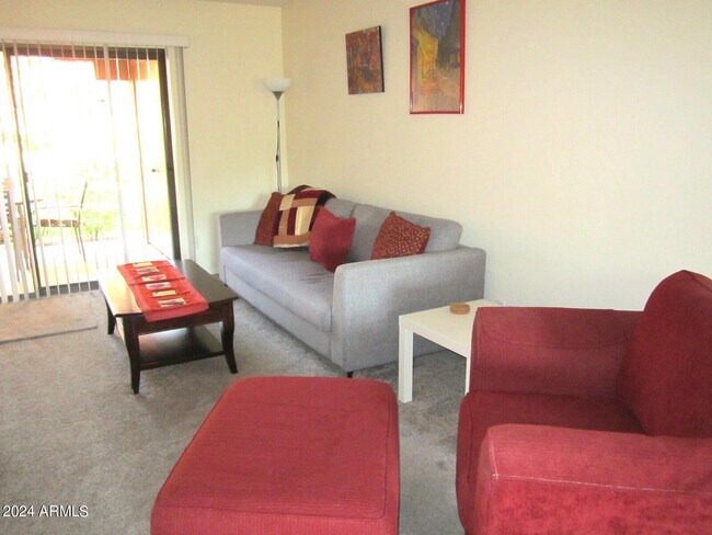 12222 N Paradise Vlg Pkwy S Phoenix, AZ 85032 photo 5