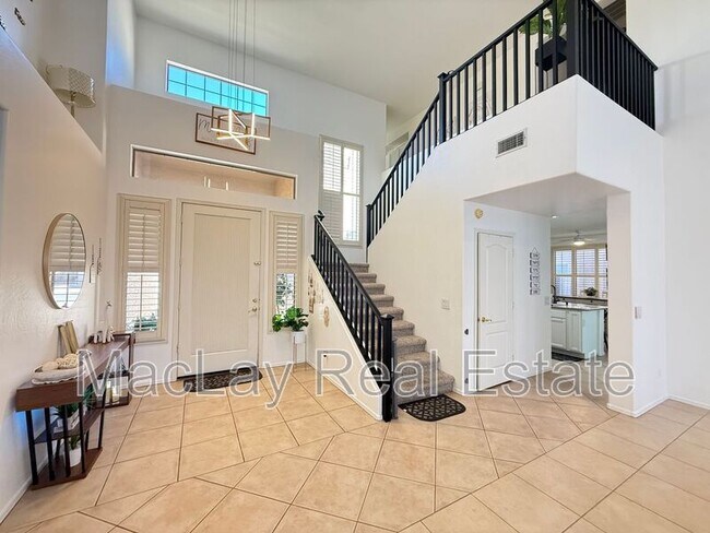 757 W Aloe Pl photo 5