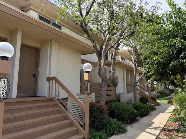 4098 Valeta St San Diego, CA 92110