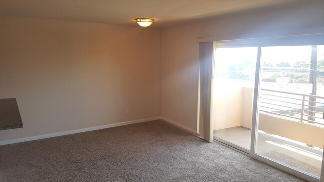 2556 Chicago St San Diego, CA 92110 photo 5