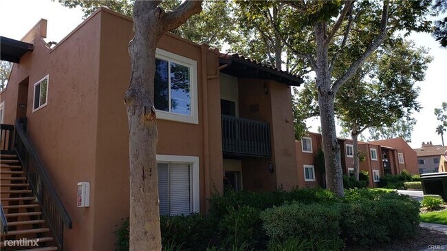 17123 W Bernardo Dr San Diego, CA 92127