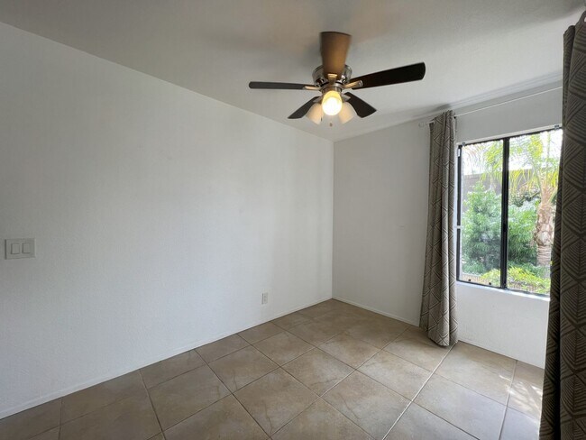 6055 Estelle St San Diego, CA 92115 photo 5