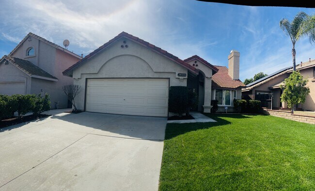 24555 Camino Meridiana Murrieta, CA 92562