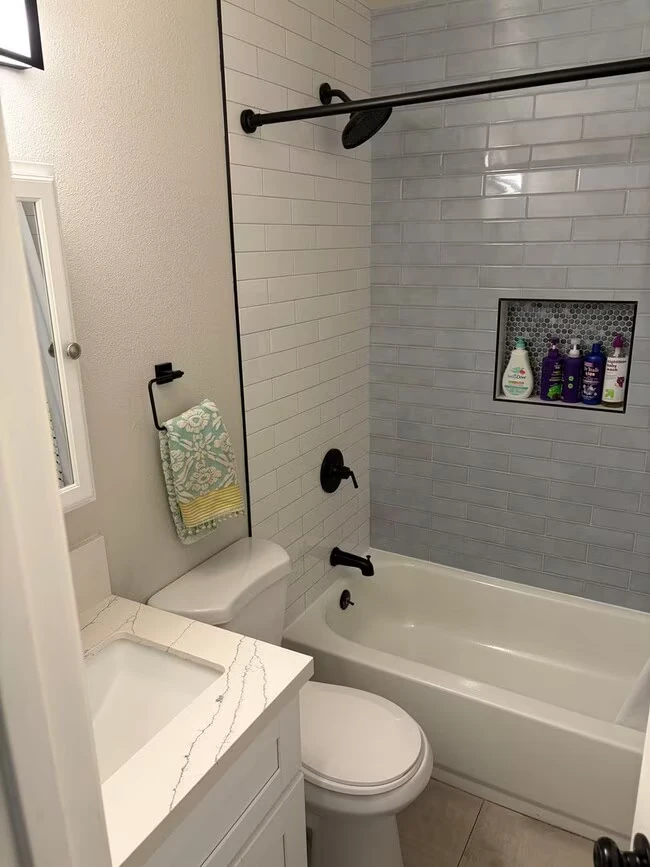 808 Laurelwood Ct San Marcos, CA 92069 photo 4