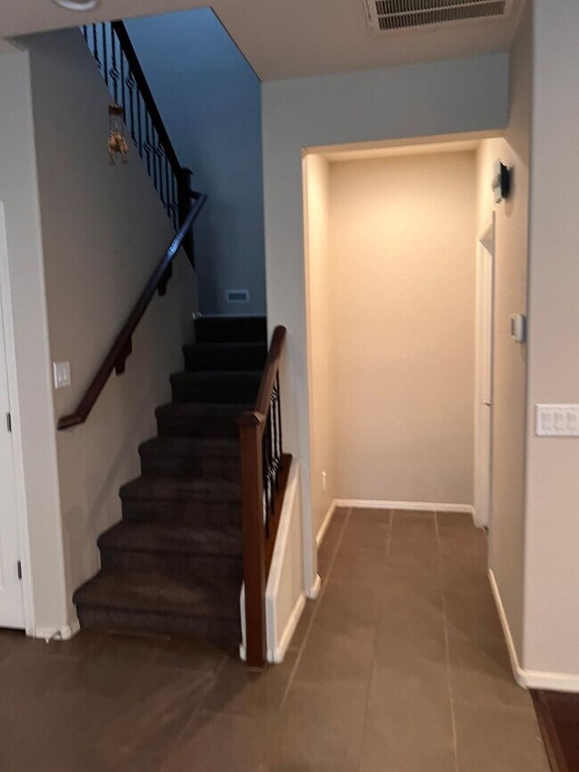 34710 N 22nd Ln Phoenix, AZ 85086 photo 2