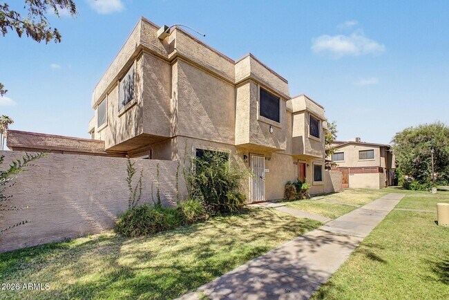 4107 W Wonderview Rd Phoenix, AZ 85019 photo 5