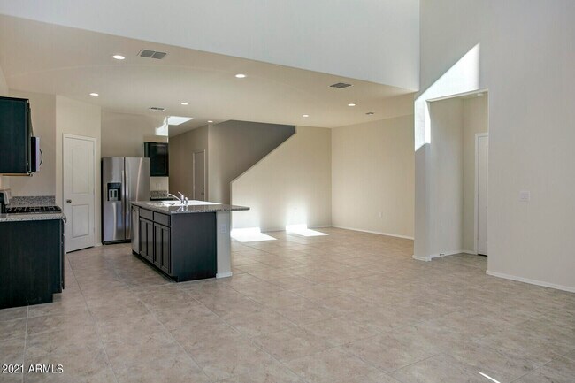 3681 N 307th Dr Buckeye, AZ 85396 photo 4