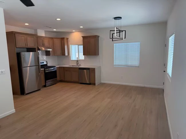 4621 E Mountain View Dr San Diego, CA 92116 photo 3