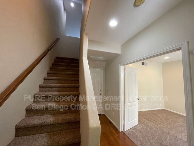 1288 Haglar Way Chula Vista, CA 91913 photo 2