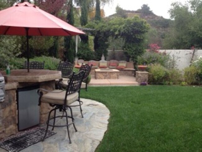 3908 Lago Di Grata Cir San Diego, CA 92130 photo 2