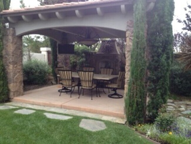 3908 Lago Di Grata Cir San Diego, CA 92130 photo 4