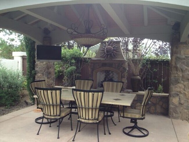 3908 Lago Di Grata Cir San Diego, CA 92130 photo 5