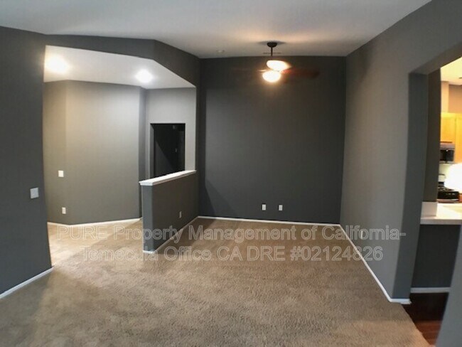 36956 Red Oak St Winchester, CA 92596 photo 5