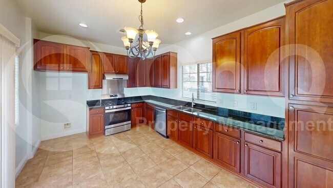 14905 W Ashland Ave Goodyear, AZ 85395 photo 2