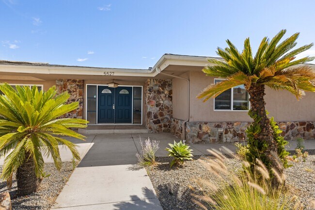 5527 Dorothy Dr San Diego, CA 92115