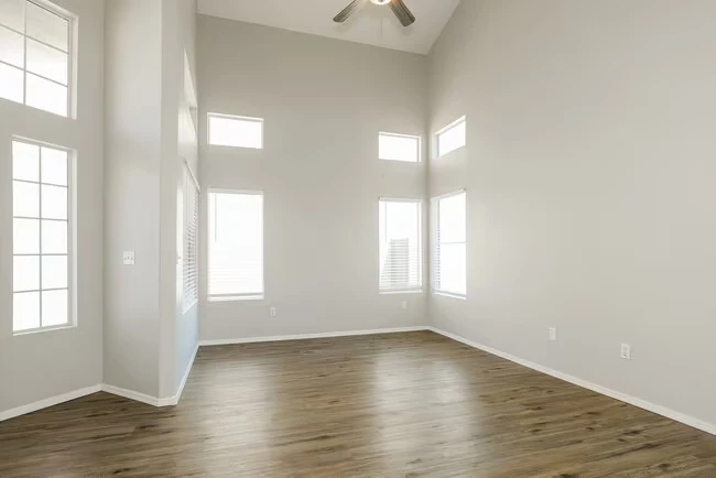 2151 E Briarwood Terrace Phoenix, AZ 85048 photo 4