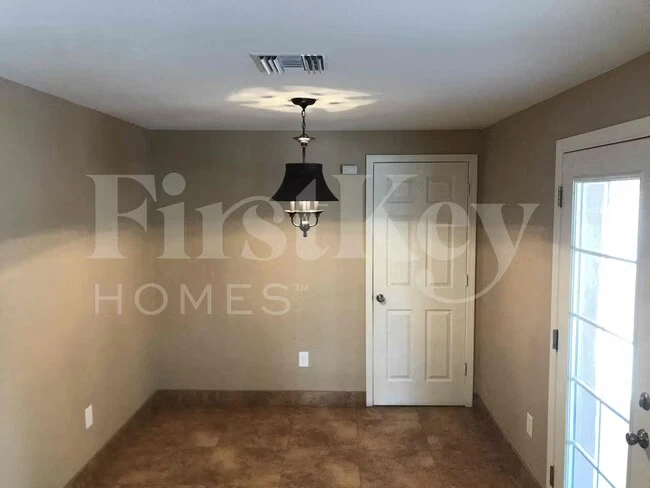 3550 E Thunderbird Rd Phoenix, AZ 85032 photo 4