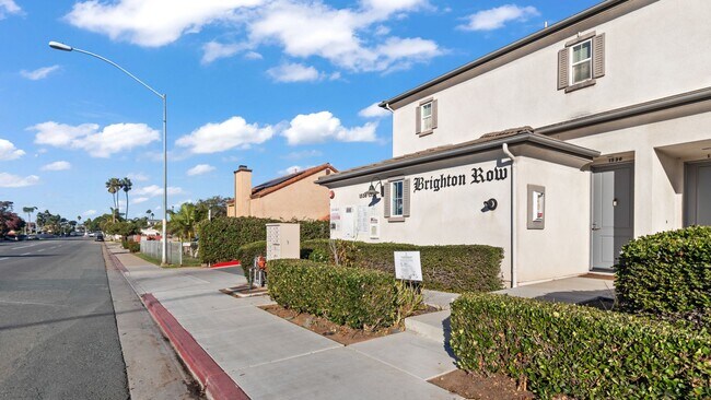 1538 Coronado Ave