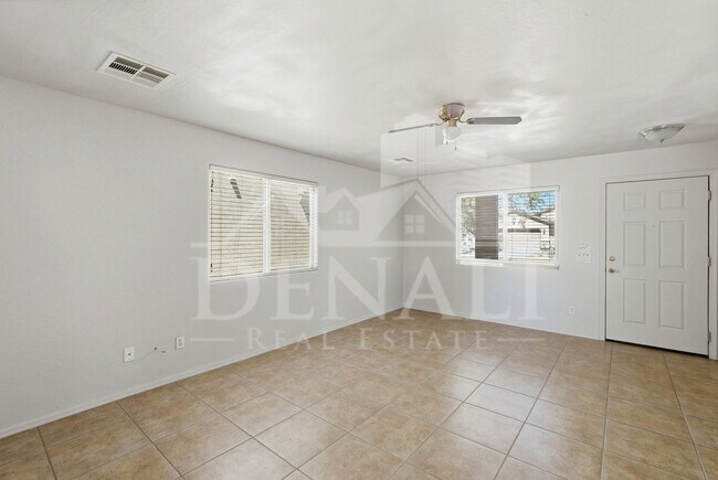 21939 W Cocopah St Buckeye, AZ 85326 photo 4