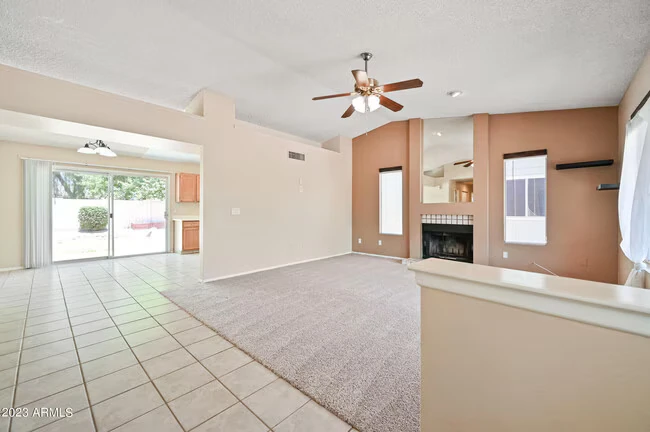 6830 E Paradise Ln Scottsdale, AZ 85254 photo 3