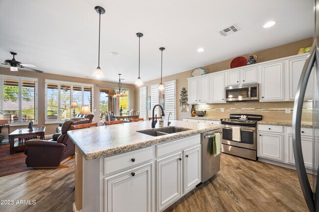 3340 Big Sky Dr Wickenburg, AZ 85390 photo 2