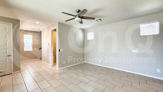 3749 East Stiles Lane Gilbert, AZ 85295 photo 4