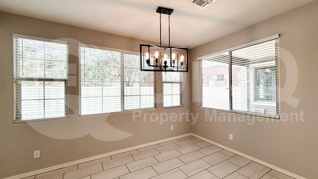 3749 East Stiles Lane Gilbert, AZ 85295 photo 3