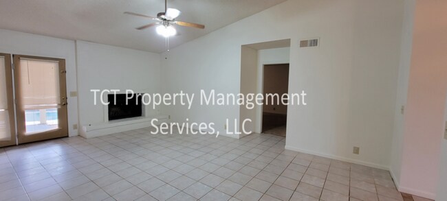 6601 S McKemy St Tempe, AZ 85283 photo 3