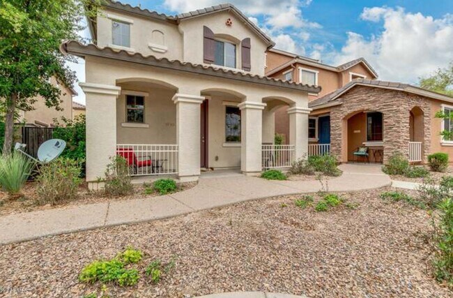 3826 E Trigger Way Gilbert, AZ 85297 photo 2