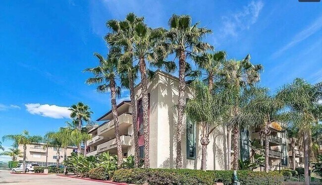 5885 El Cajon Blvd San Diego, CA 92115 photo 2