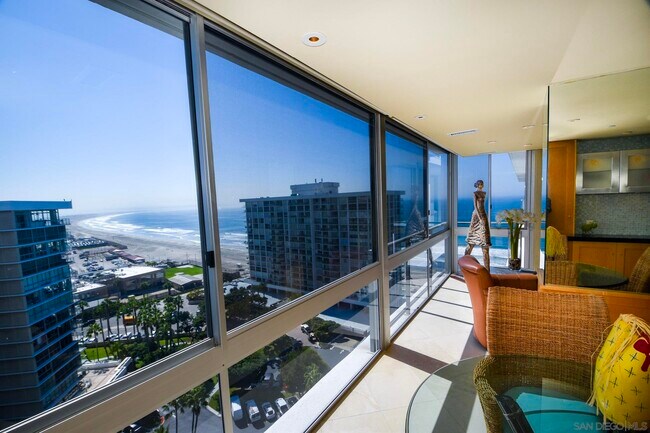 1810 Avenida Del Mundo Coronado, CA 92118