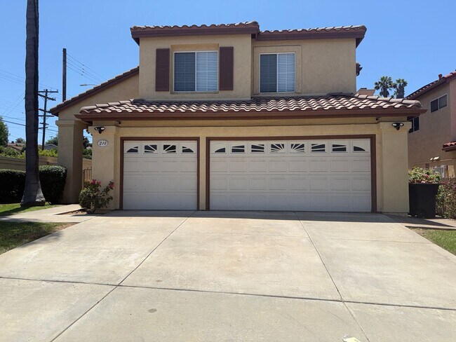 216 Richmond Park Pl Chula Vista, CA 91910