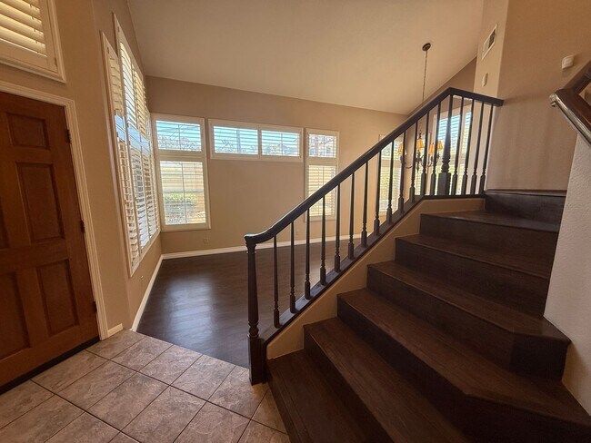 216 Richmond Park Pl Chula Vista, CA 91910 photo 4