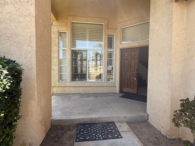 216 Richmond Park Pl Chula Vista, CA 91910 photo 2