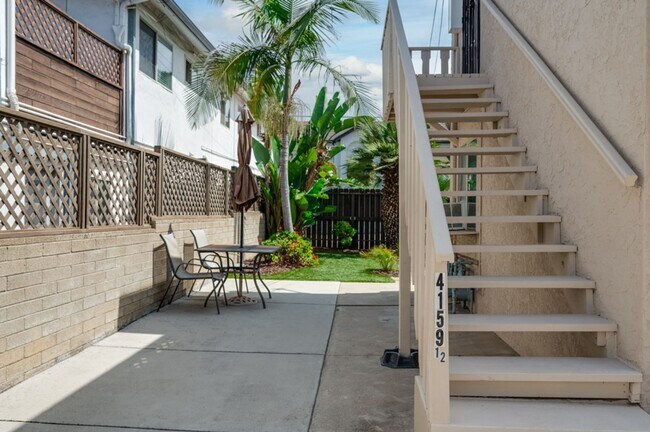 4159 Adams Ave San Diego, CA 92116 photo 2