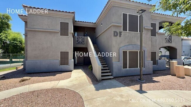 600 W Grove Pkwy Tempe, AZ 85283 photo 2