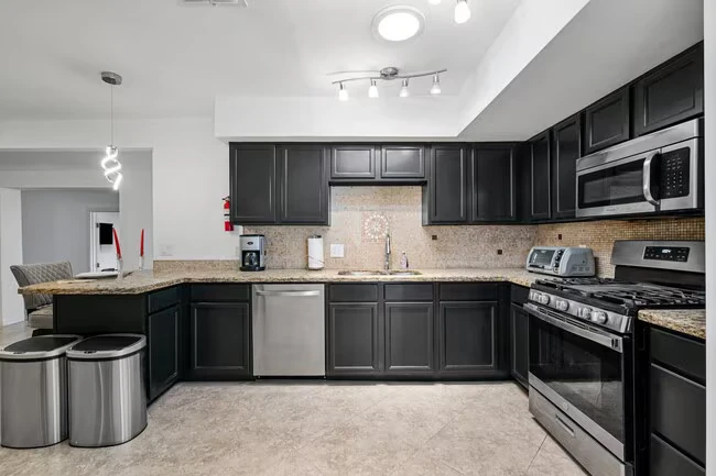 2301 E Janice Wy Phoenix, AZ 85022 photo 4